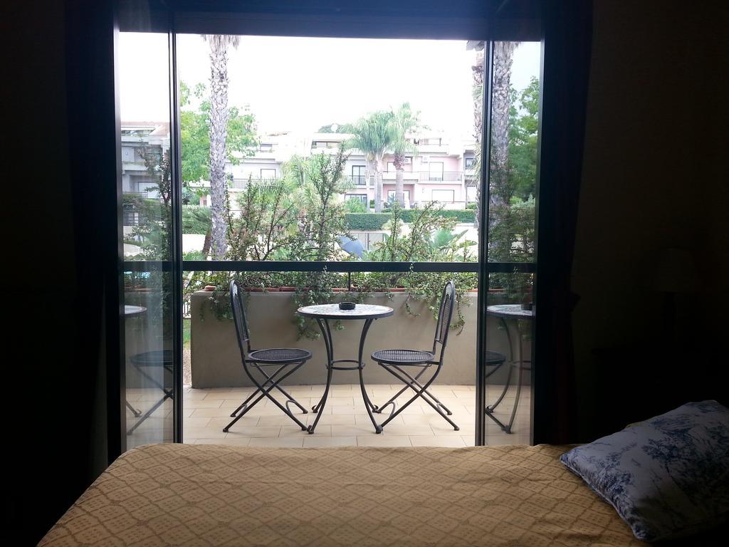 Porto Ulisse Bed & Breakfast Catania Exterior photo
